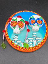 Load image into Gallery viewer, Day of the Dead Couple Wall Art Decor, Sugar Skull Couple Art Home Decor