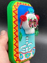 Load image into Gallery viewer, Day of the Dead Wall Art Decor, Frida Khalo Inspired Floral Skull Clay Art Home Decor