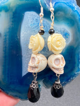 Load image into Gallery viewer, Frida Kahlo Inspired Earring, Howlite Skull Beads White Roses, Pastel Goth, Dia De Los Muertos Calaveras , Day of the Dead Jewelry, La Catrina