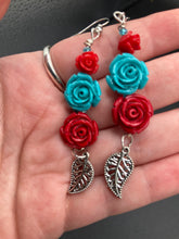Load image into Gallery viewer, Southwest Style Inspired Adjustable Choker Beaded Necklace, Turquoise And Red Glass Beads, Teardrop Silver Plated Pendant