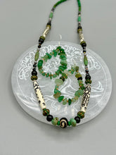 Load image into Gallery viewer, Necklace and green aventurine earrings set