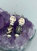 Load image into Gallery viewer, Natural Serpentine Green Lace And Black Obsidian Stone Beads, Hand Beaded Skull Necklace, Skully Witchy Vibe, Goth Dark Souls Jewelry, Day Of The Dead, Calavera Dia De Los Muertos