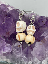 Load image into Gallery viewer, Natural Bamboo Chips And Black Obsidian Stone Beads, Hand Beaded Skull Necklace, Skully Witchy Vibe, Goth Dark Souls Jewelry, Day Of The Dead, Calavera Dia De Los Muertos