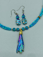 Load image into Gallery viewer, Necklace and earrings set