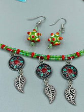 Load image into Gallery viewer, Necklace and earrings set