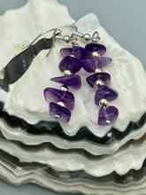 Load image into Gallery viewer, This single strand of beads is composed of natural amethyst stone chips and silver glass beads for a unique, bohemian look. Measurements: 1 1/2 ” in length