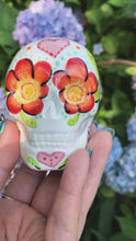 Load and play video in Gallery viewer, Mini Floral Ceramic Sugar Skull, Dia De Los Muertos Calavera de Ofrenda, Mini Day of the Dead Ceramic Sugar Skull, Goth Skull Art
