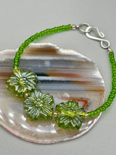 Load image into Gallery viewer, Light Green Pressed Glass Floral Beaded Bracelet, Nature Inspired, Summer Jewelry
