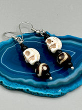 Load image into Gallery viewer, Natural Serpentine Green Lace And Black Obsidian Stone Beads, Hand Beaded Skull Necklace, Skully Witchy Vibe, Goth Dark Souls Jewelry, Day Of The Dead, Calavera Dia De Los Muertos
