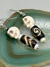 Load image into Gallery viewer, Natural Serpentine Green Lace And Black Obsidian Stone Beads, Hand Beaded Skull Necklace, Skully Witchy Vibe, Goth Dark Souls Jewelry, Day Of The Dead, Calavera Dia De Los Muertos
