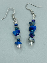Load image into Gallery viewer, A single strand of lapis stone chips and multicolor glass beads compose these sophisticated earrings, perfect for bringing effortless nature-inspired style to a shabby chic, boho-chic, or hippie vibe ensemble. Measurements: 1 3/8” in length 
